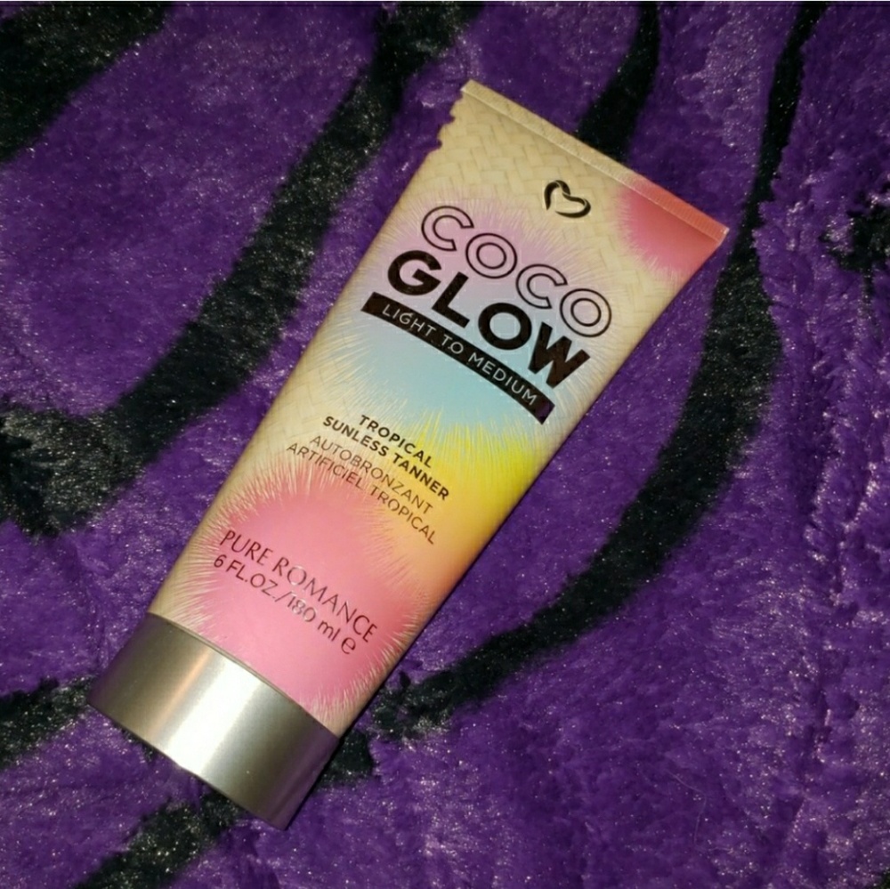 Pure Romance glow light-med